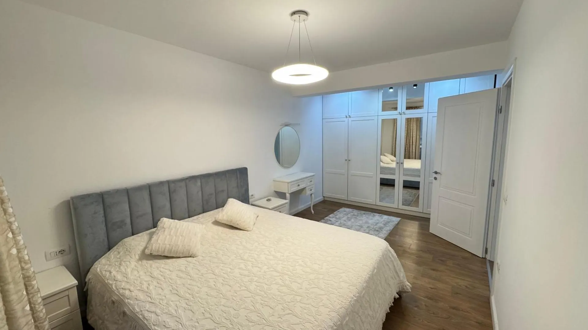 Jolie Center Apartment Tirana