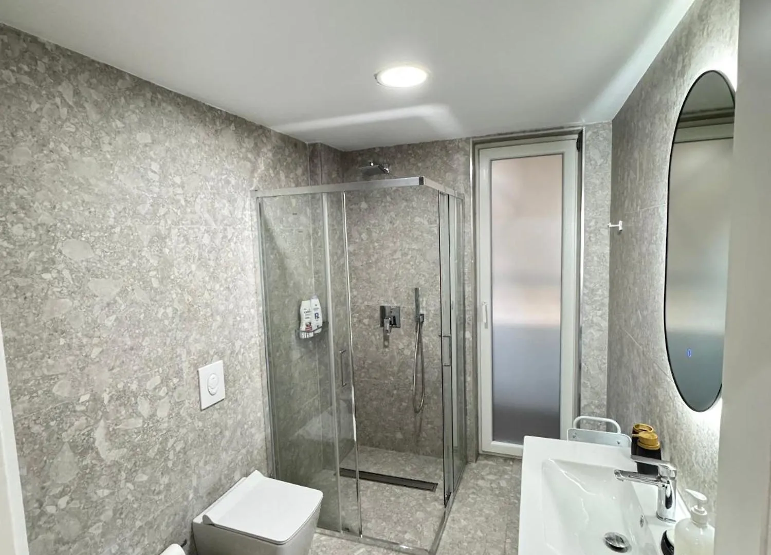 Jolie Center Apartment Tirana Albanien